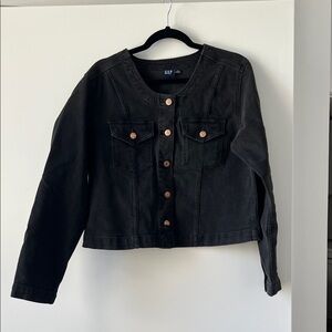 GAP Women's Dark Denim Cropped Jacket with Copper Buttons